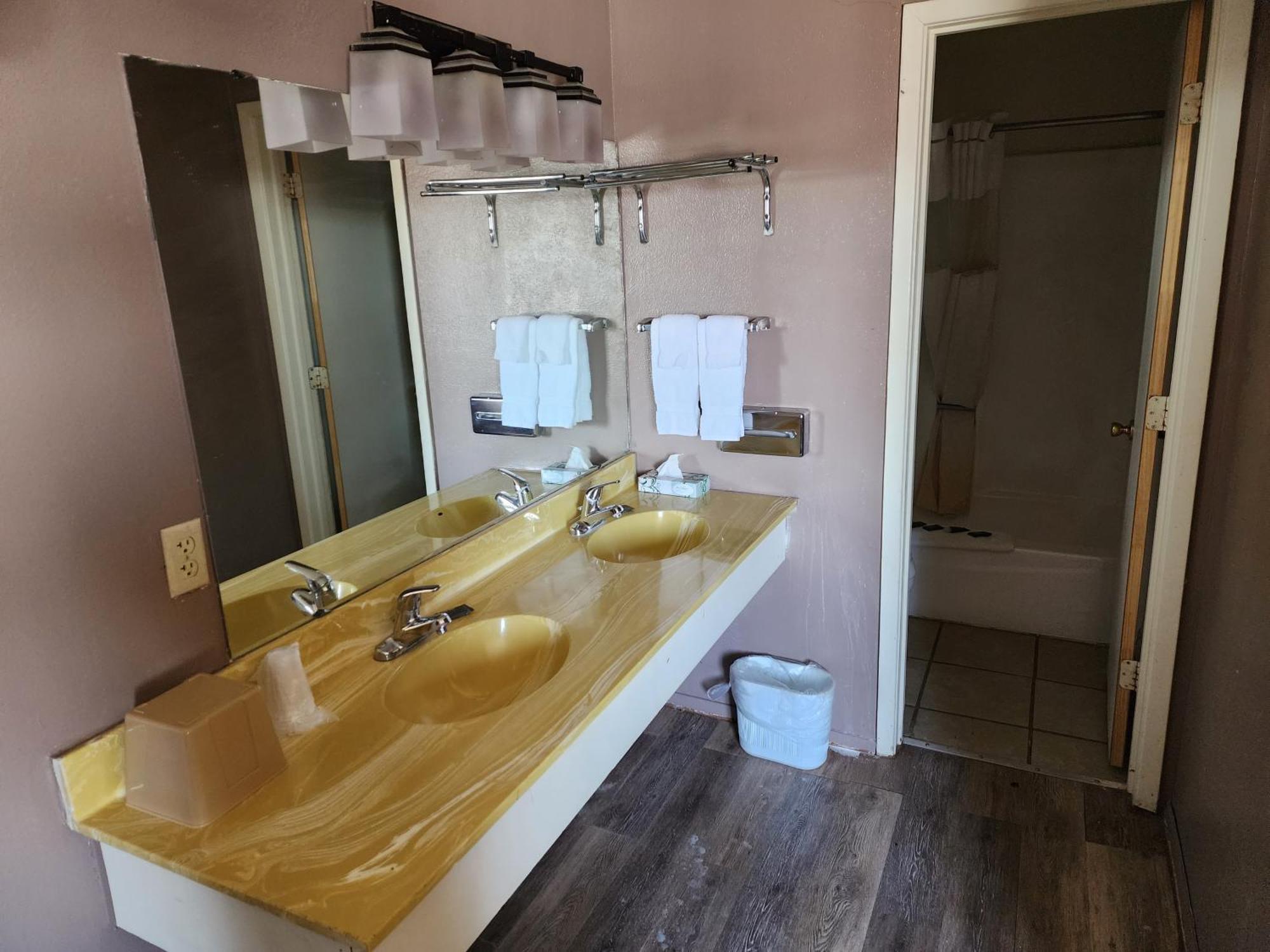Satellite Inn Alamogordo Eksteriør billede